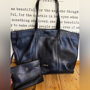 STUNNING, RARE Tous leather tote.  Midnight blue.
